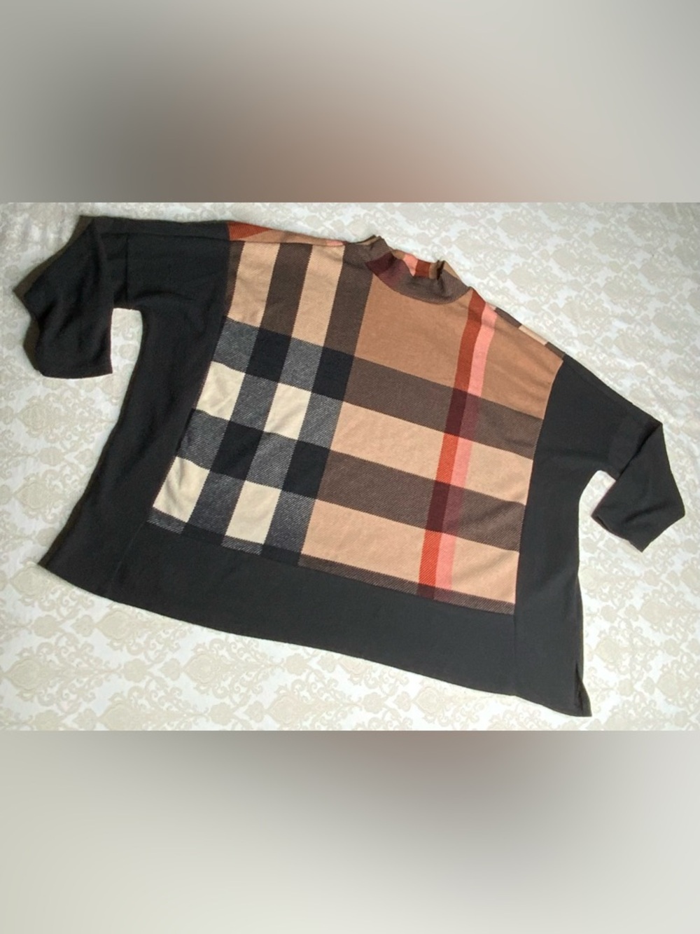Hailey & Co. Women’s Long Sleeve Pullover Top Medium